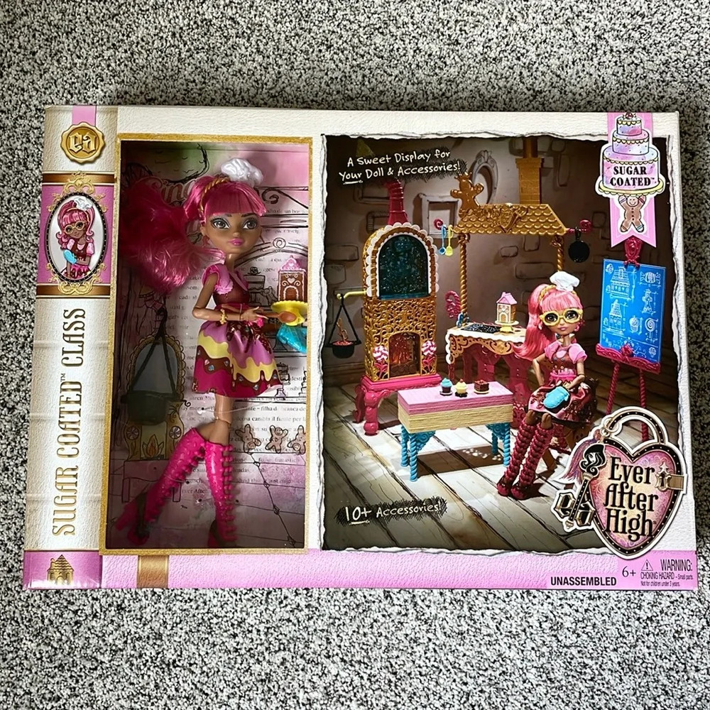 Ever After High Sugar Coated Class Doll and Accessories NEW in Box
